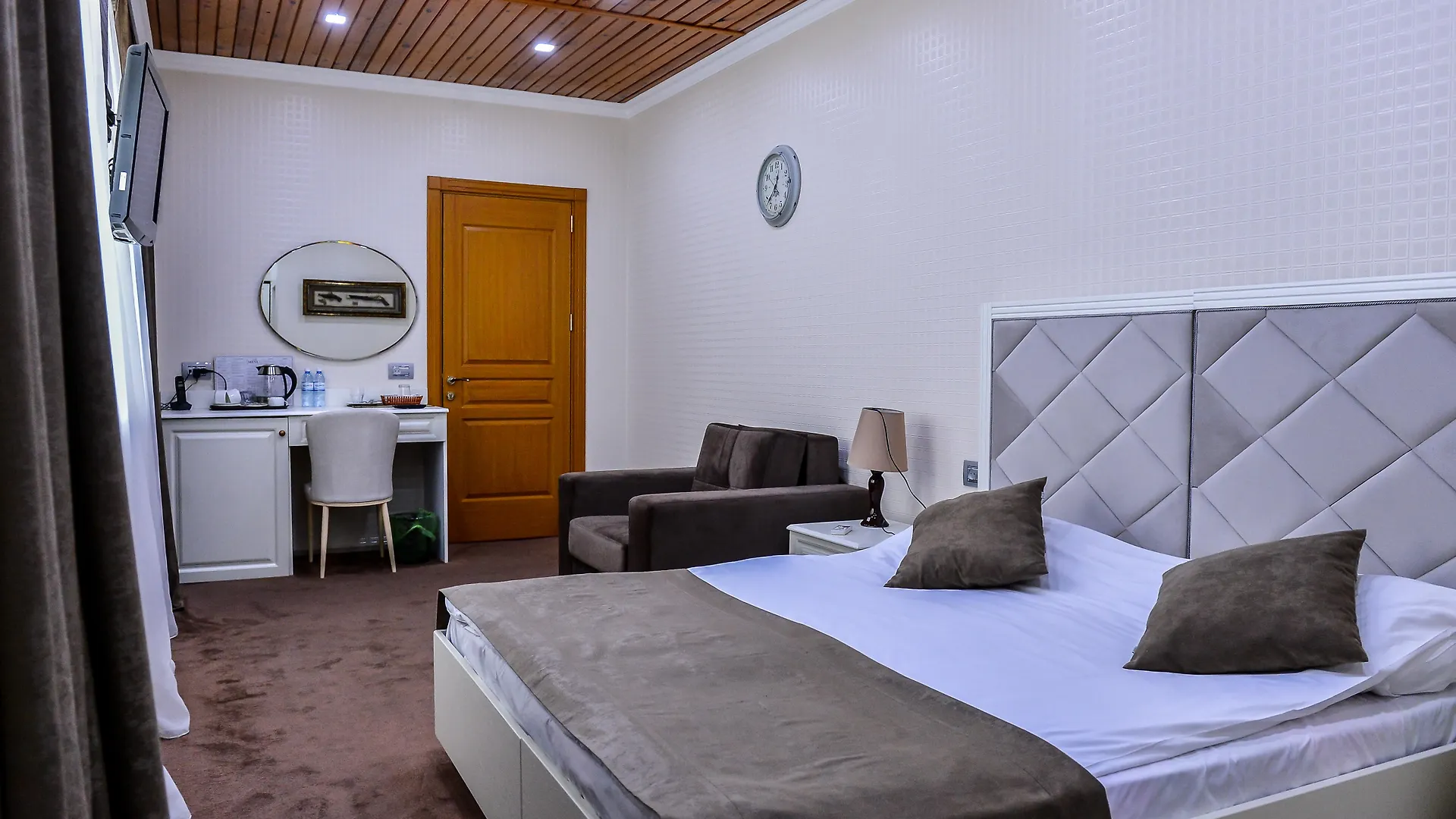 East Legend Hotel Baku 3*,