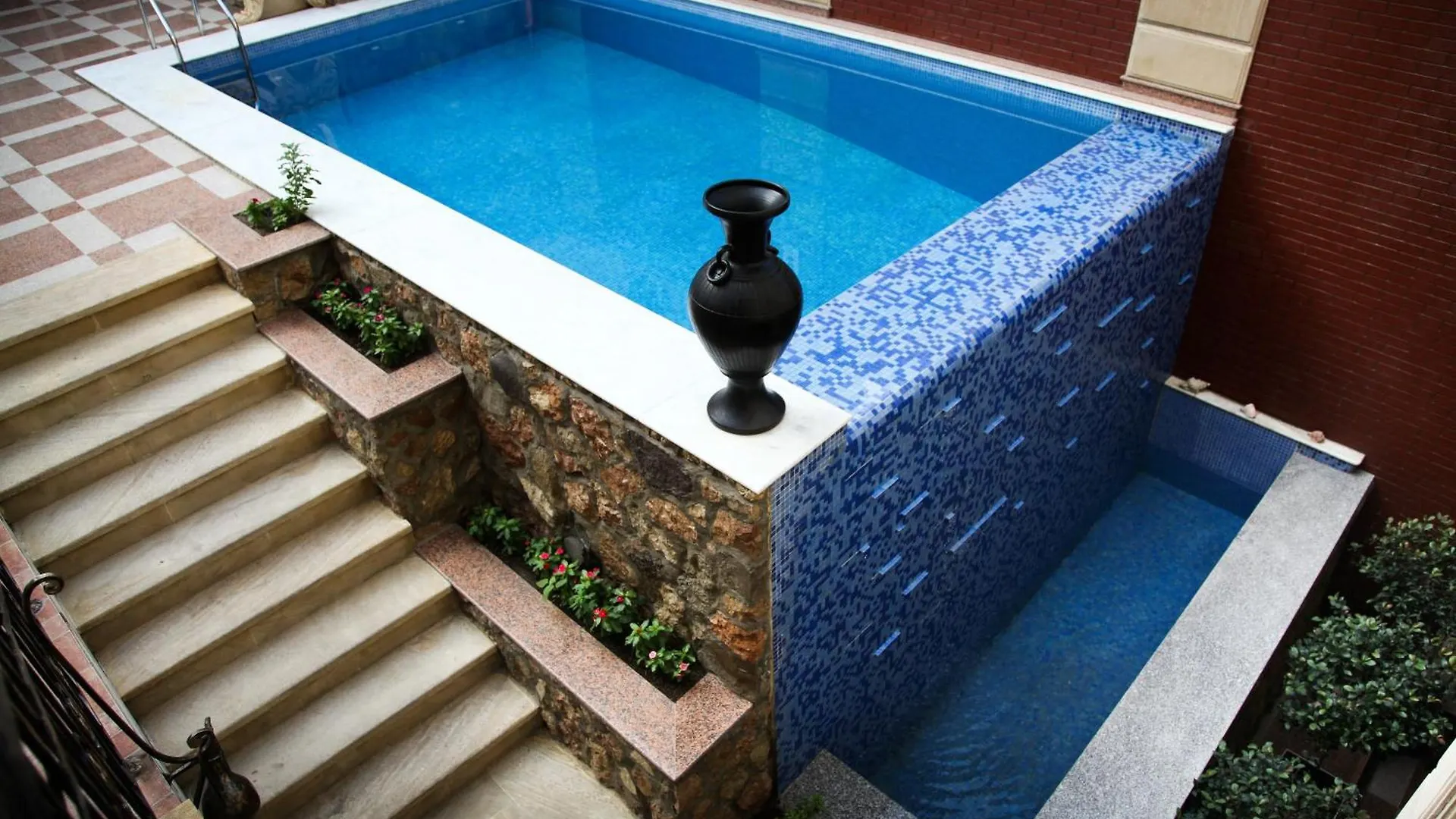 ***  East Legend Hotel Baku Azerbaijan