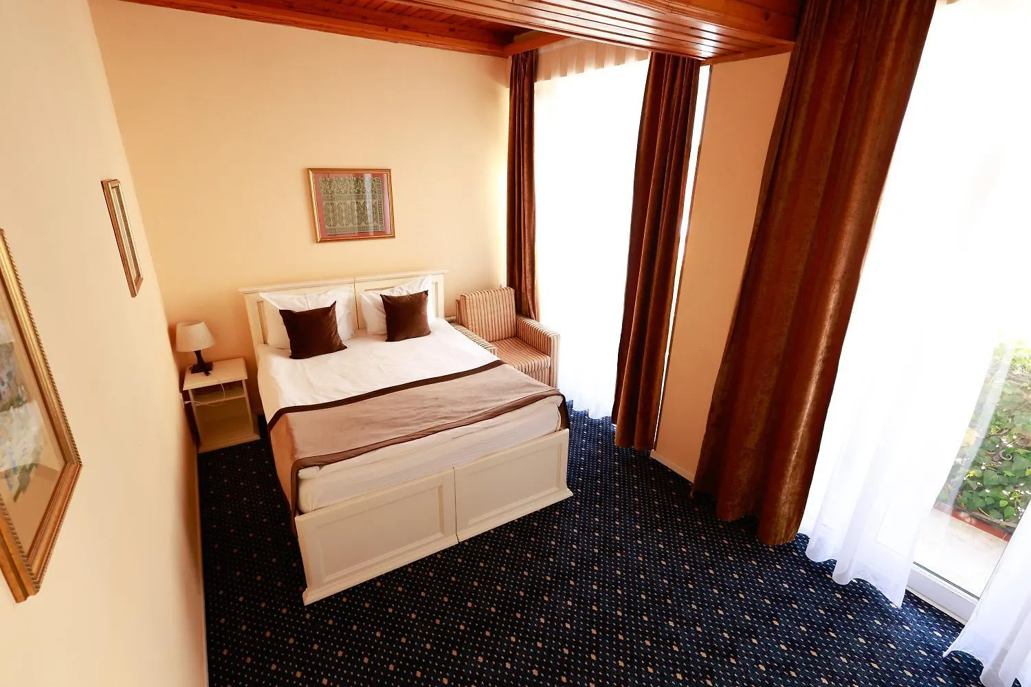 East Legend Hotel Baku